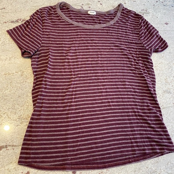 Garage Brand T-shirt💕 - Picture 2 of 2